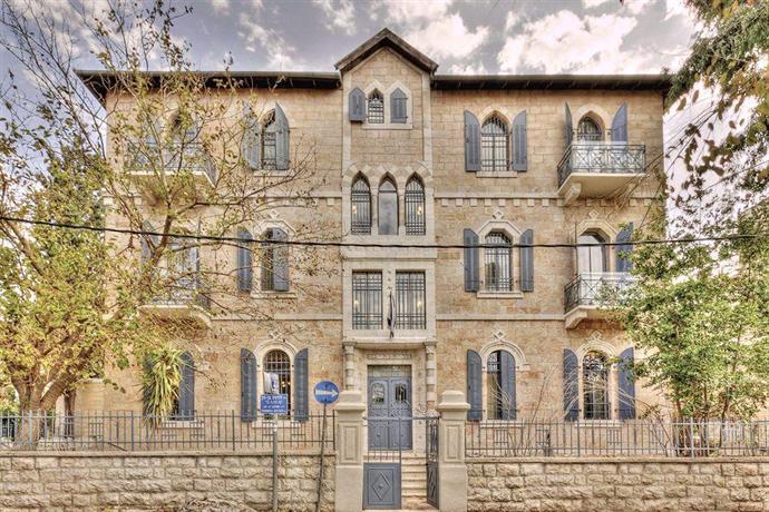 Villa Ba'Moshava is a boutique hotel in the German Colony in Jerusalem