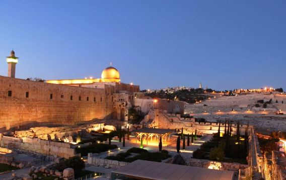 the Old City of Jerusalem - Temple Mount Archaeological Park at night