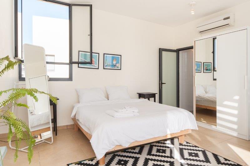 Stunning Jaffa penthouse vacation apartment - bedroom Stunning Jaffa penthouse vacation apartment - bedroom