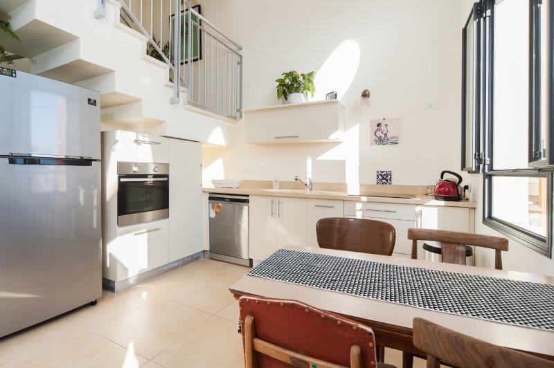 Stunning Jaffa penthouse vacation apartment - kitchen and dining area Stunning Jaffa penthouse vacation apartment - kitchen and dining area