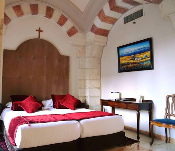 comfortable rooms at the Notre Dame Guest House in Jerusalem