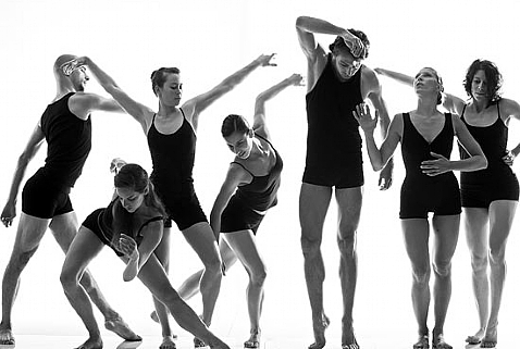 tel aviv entertainment dance performances at suzanne dellal in neve tzedek