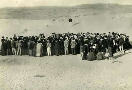 tel-aviv-history-sand-dunes-bought-from-bedouins-1909.jpg