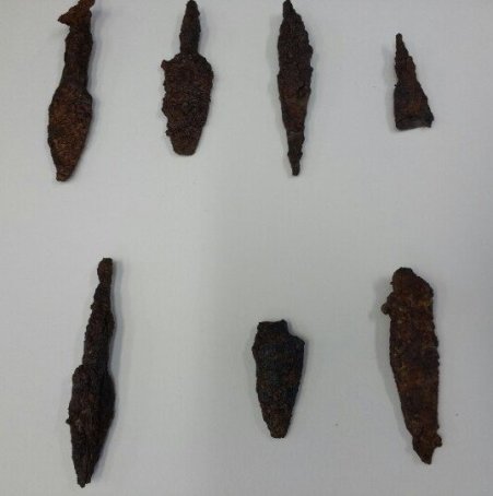 Tel Lachish 1000 Assyrian arrowheads were found from the destruction of the city by King Sennacherib Tel Lachish 1000 Assyrian arrowheads were found from the destruction of the city by King Sennacherib